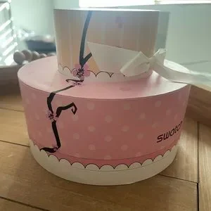 Swatch | Accessories | Preowned Swatch Watch Dreamcake  display picture 1
